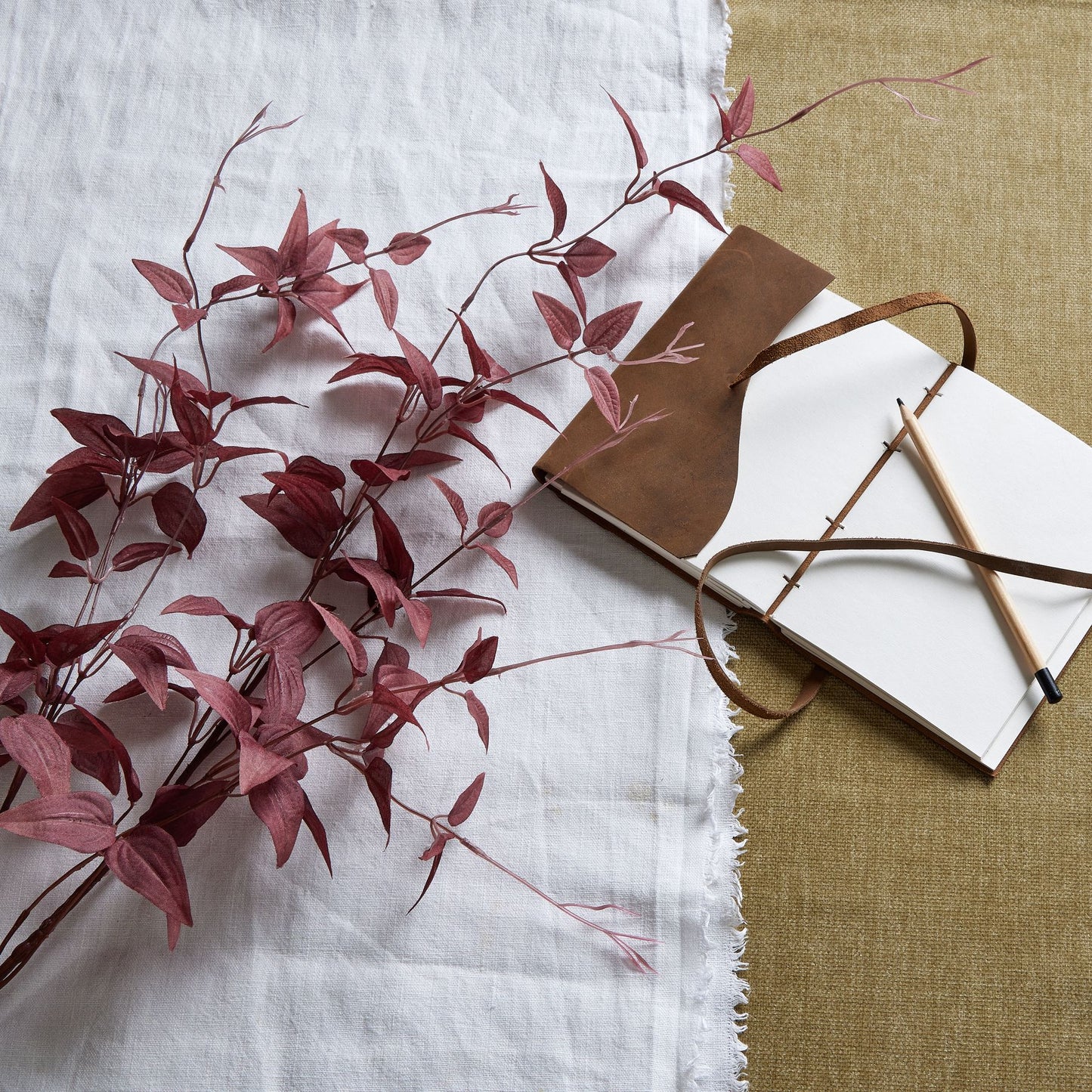 Burgundy Leaf Spray *PRE-ORDER*